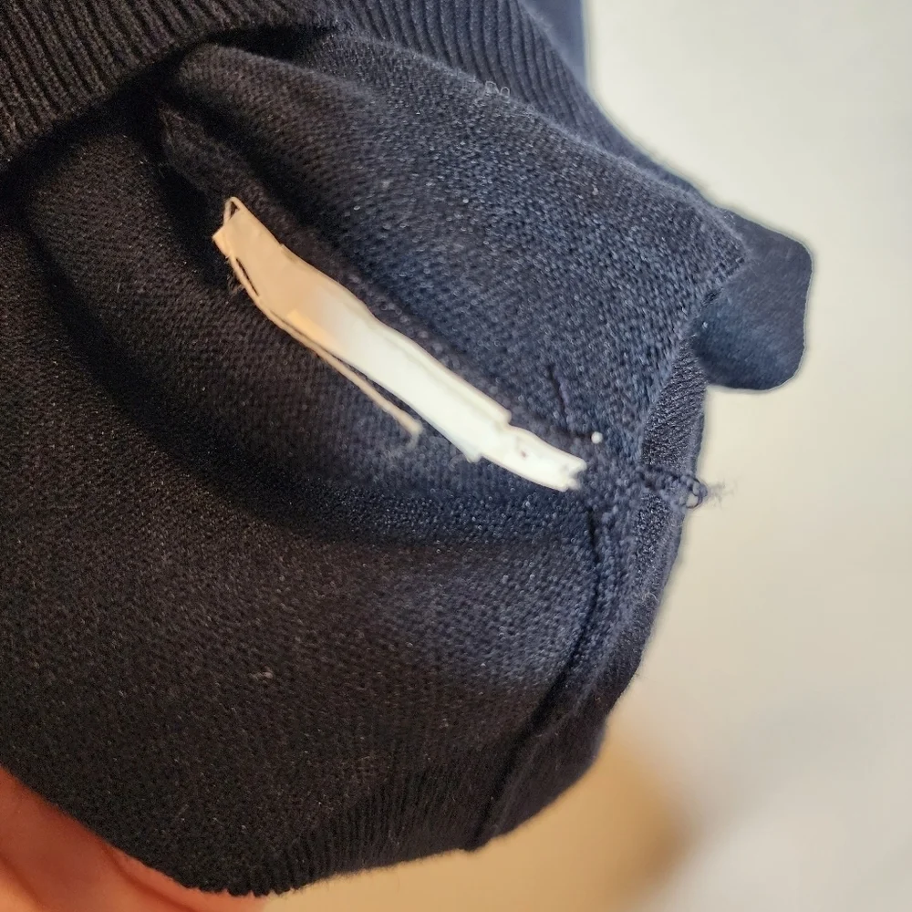 Galeries‎ Lafayette Navy Sweater. One pocket. Size large.